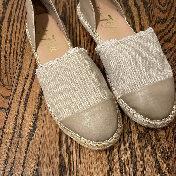 Vintage 7 Eight flats moccasins Kaitlin - Picture 2 of 5
